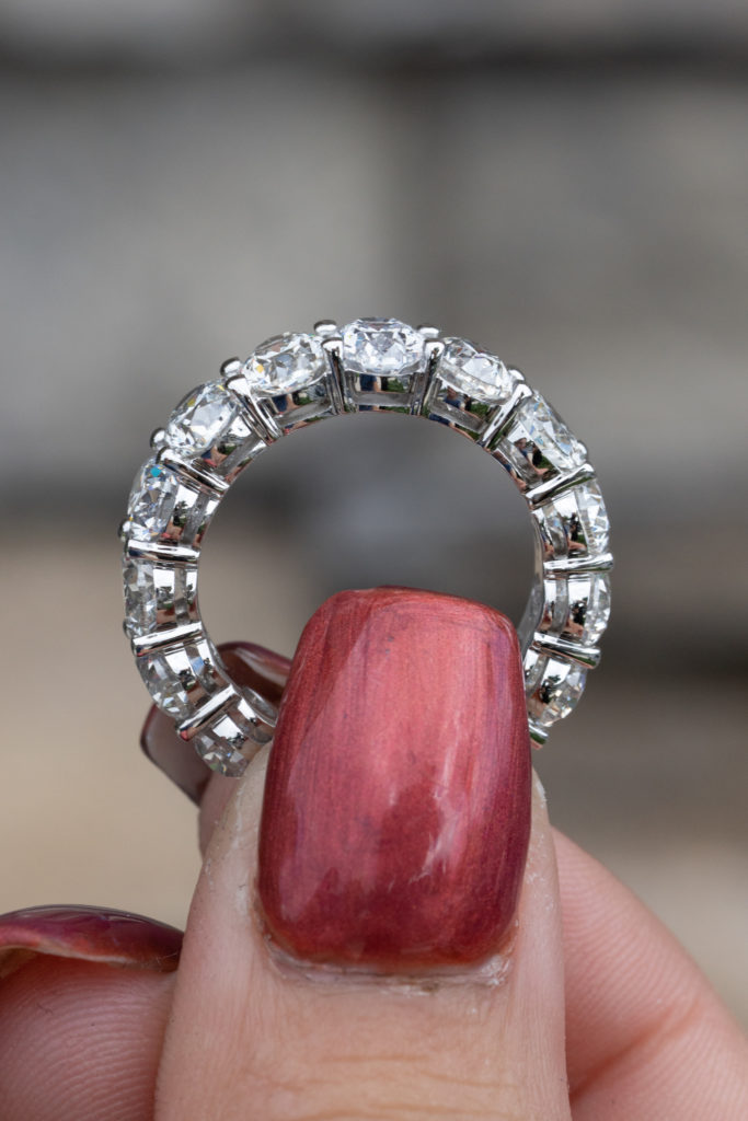 white gold diamond center stones on engagement rings