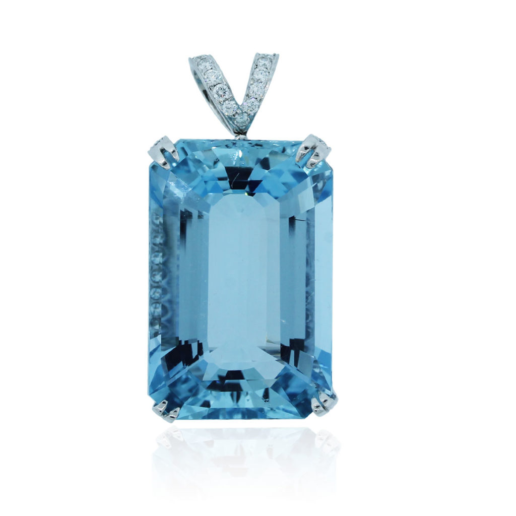 aquamarine jewelry pendant