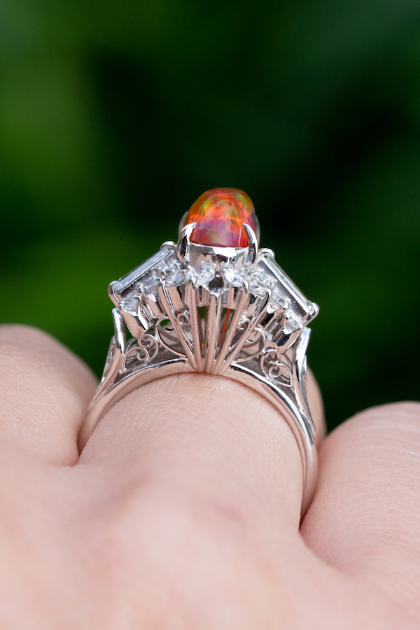 how to wear opal rings
