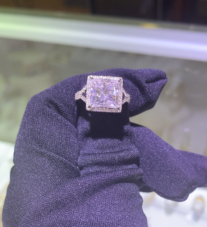 luxury jewlery princess cut diamond wedding ring