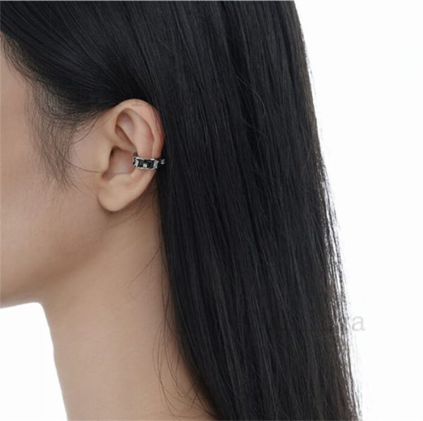 Occident Niche Drop Oil Inlaid Zircon Stainless Steel Ear Clip