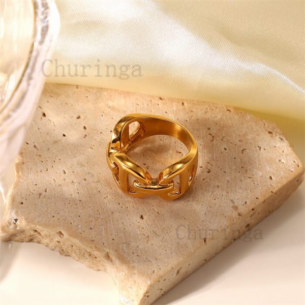 Fashion Pig Nose Buckle Stainless Steel Gold Plated Ring