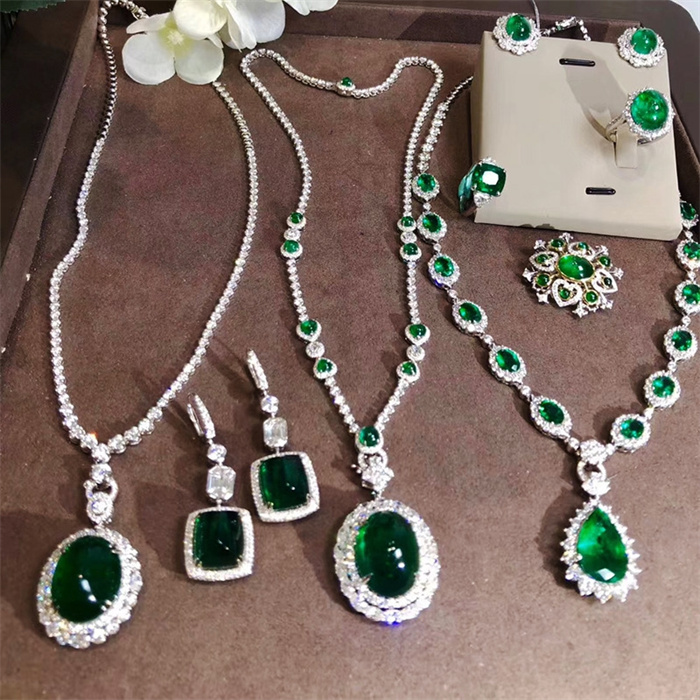 Emerald Jewelry set