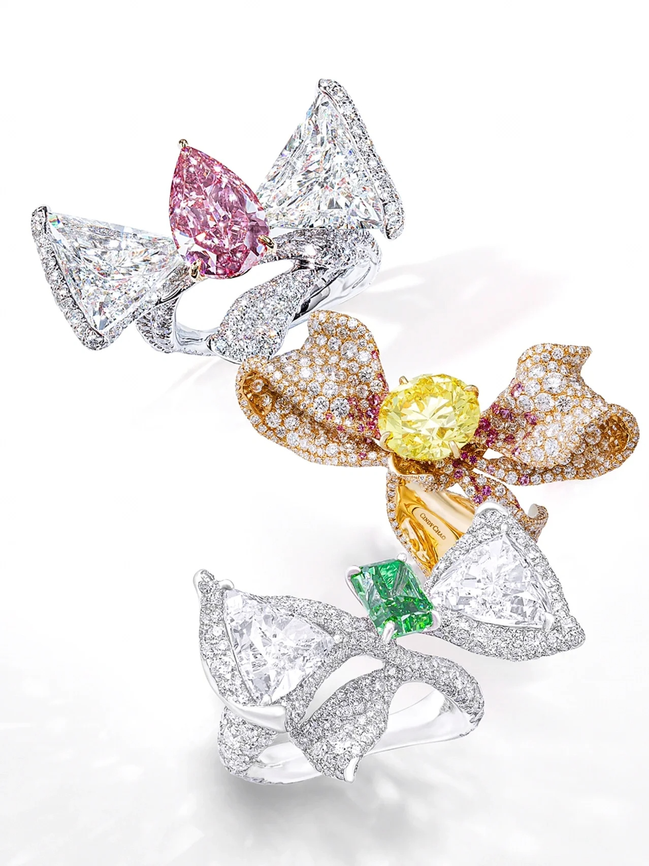 Cultivate colored diamond jewelry